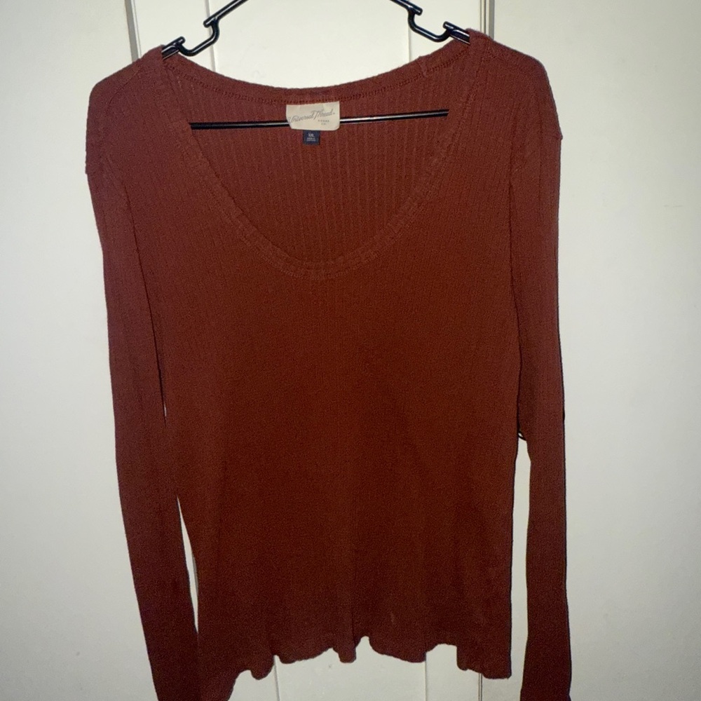 Universal Thread Women's Brick Long Sleeve Top